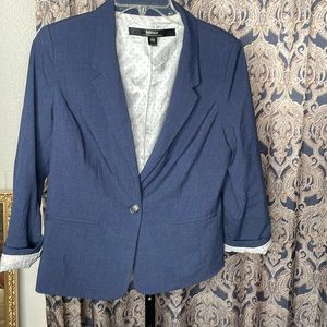 Kensie navy blue blazer .